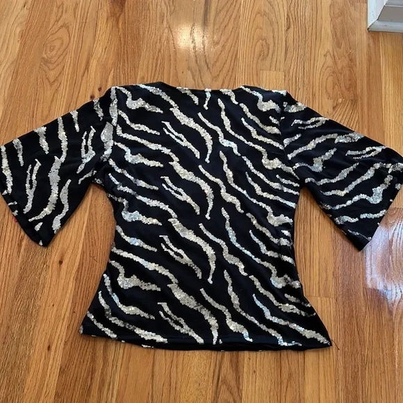 ❤️ Vince Camuto Top - Picture 7 of 8